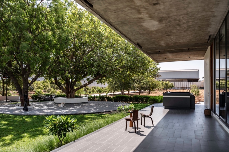 banyan farm by dhulia architecture design
