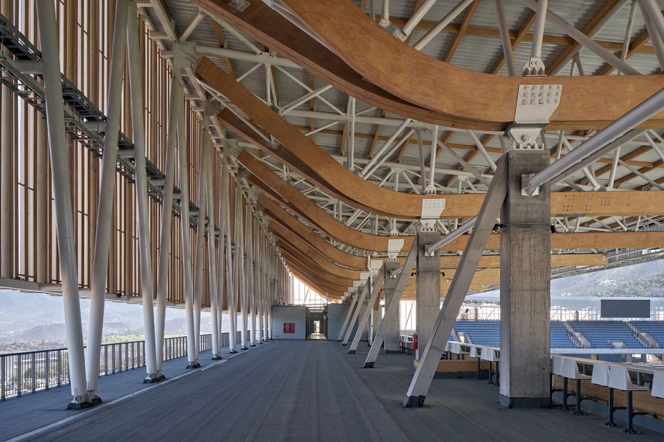 modernization project of universidad catolica stadium by idom