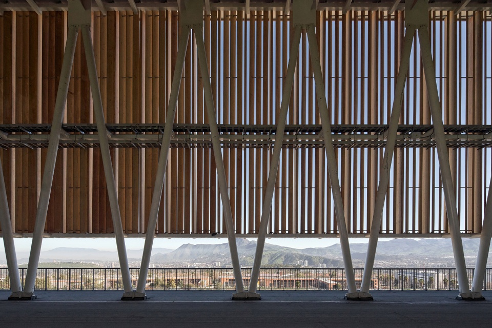 modernization project of universidad catolica stadium by idom