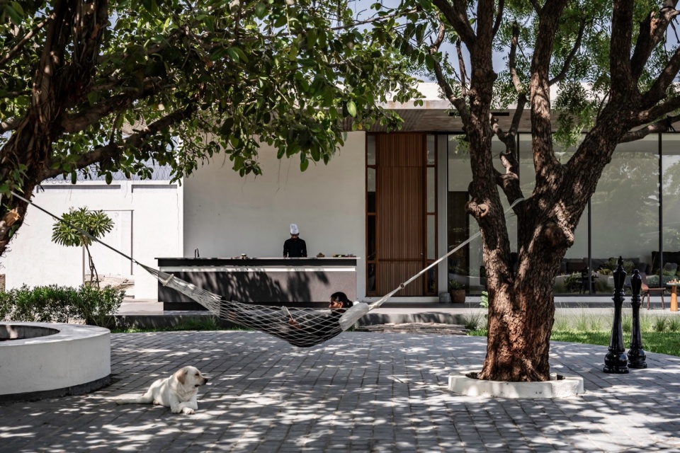 banyan farm by dhulia architecture design