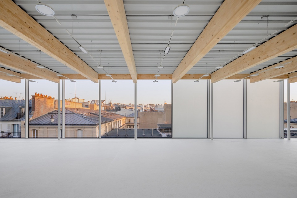 bucarest by atelier quinze vingts