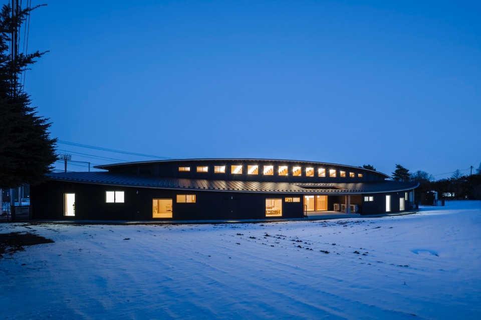 poppins nursery school karuizawa kazakoshi by nikken sekkei ltd
