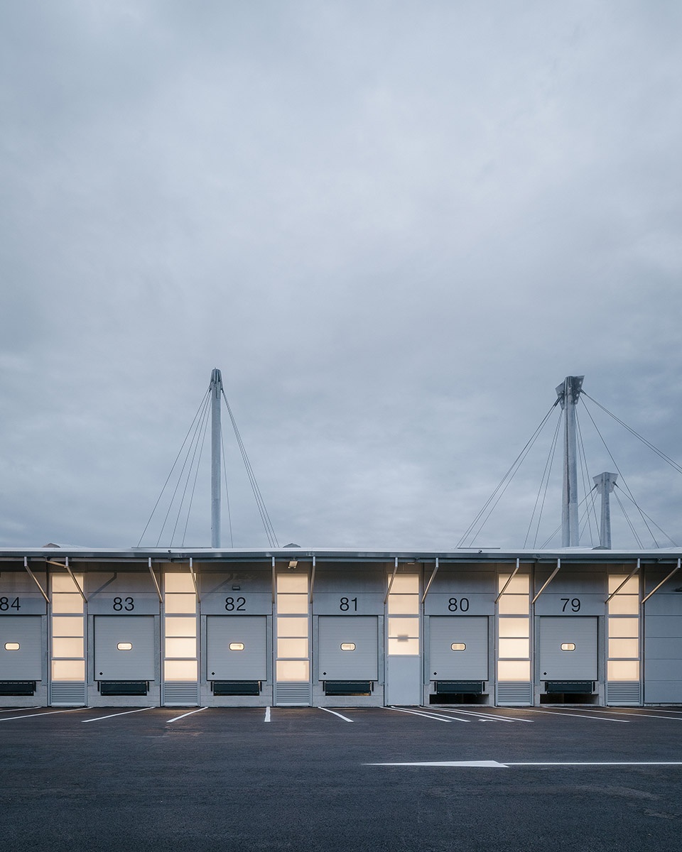 d b group logistics hangar by studio bressan studio botter