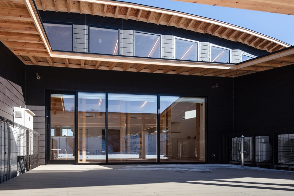 poppins nursery school karuizawa kazakoshi by nikken sekkei ltd