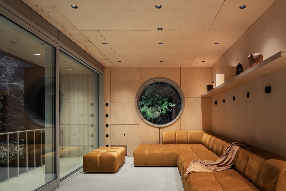 borova lada cottage by studio plys