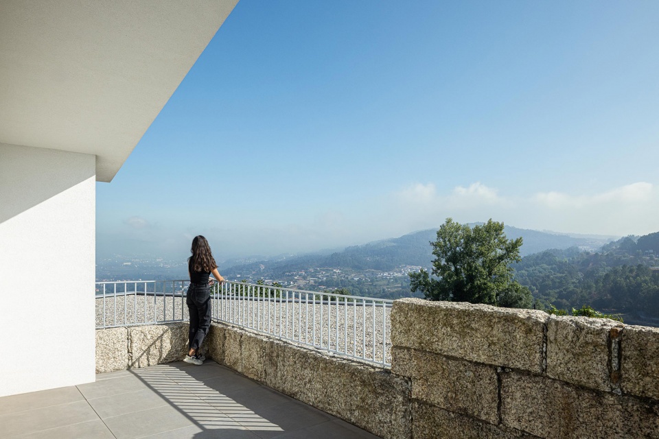 casa em mesao frio by daniel felix arquitectos
