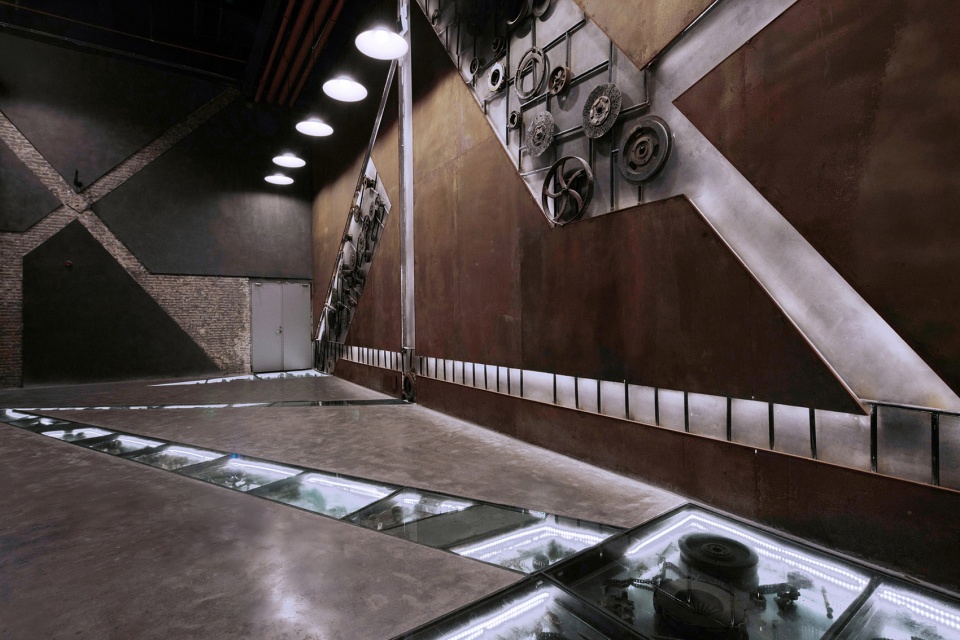 dali transformer factory theatrical district by atelier alter architects