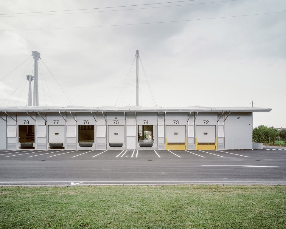 d b group logistics hangar by studio bressan studio botter