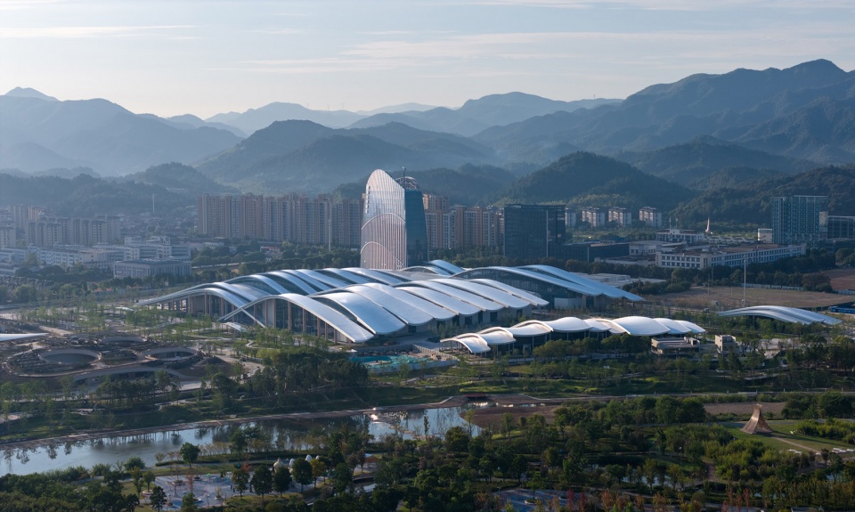 anji international convention and exhibtiion center by inernational frederic rolland architecture tus design group