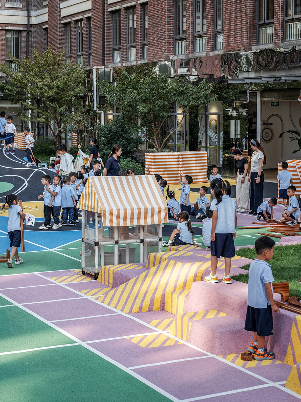 flying chess kindergarten by viascape design