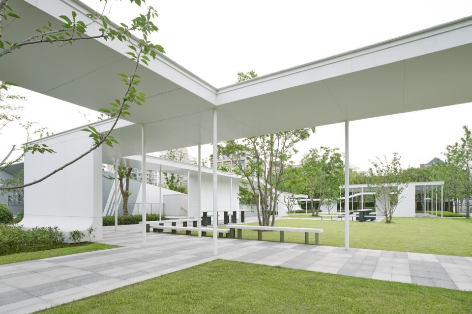 kunshan city square the above ground landscape architecture by dazhou and associates