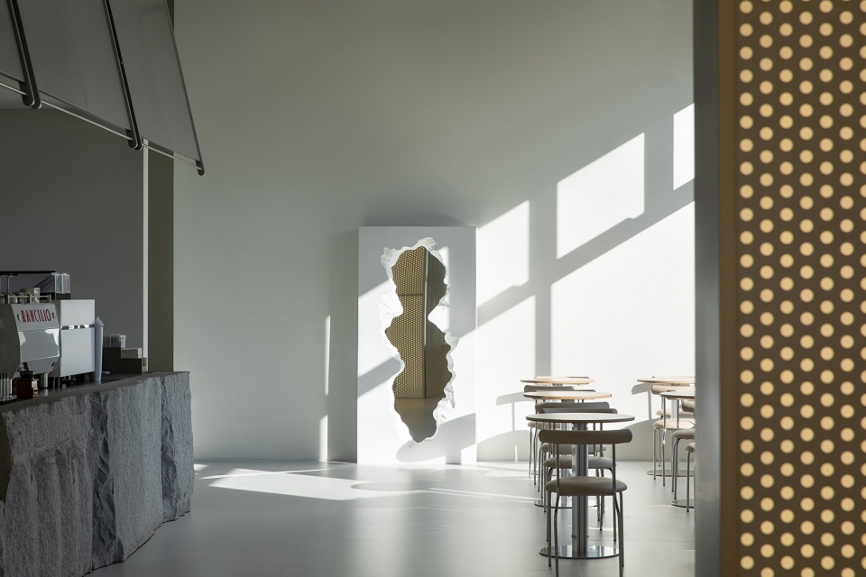 lande lake art center by slow coral design