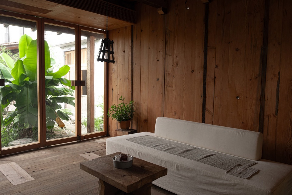 Zea Room by DEVOLUTION