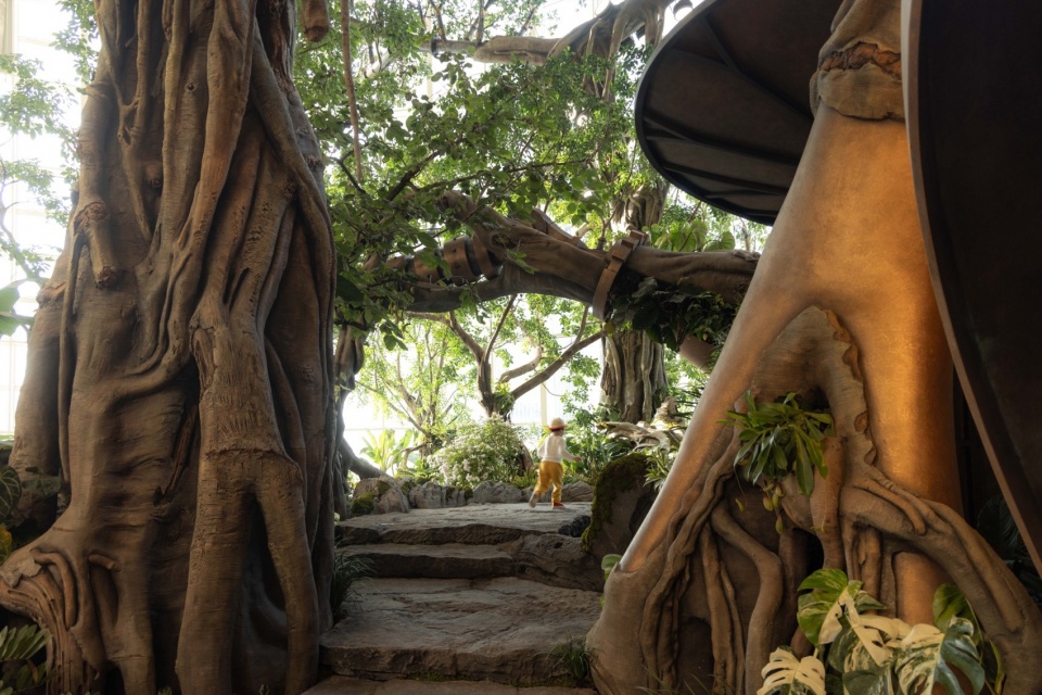 Overall Wonder Tree Installation Design