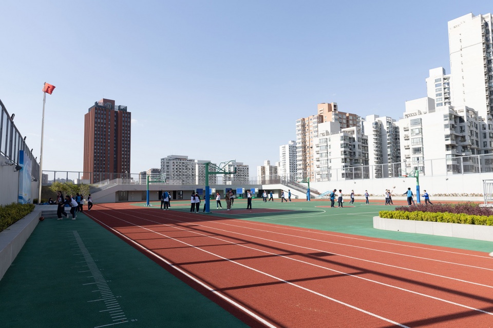 The Relocation and Expansion Project of Wuning Middle School in Putuo District Shanghai by Atelier Archmixing 1