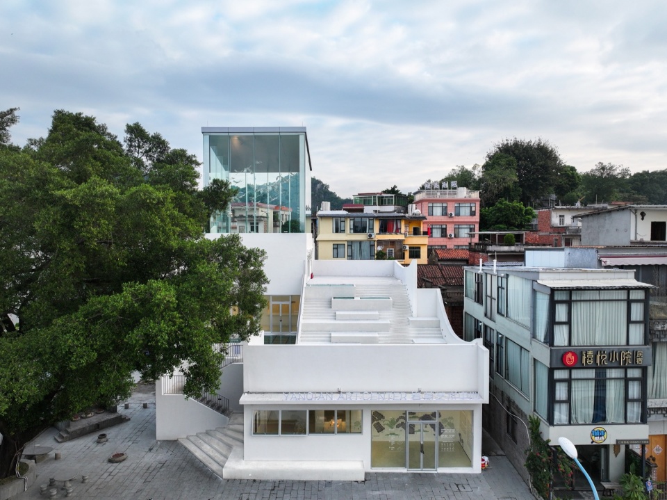 yanqian art center by vantree design