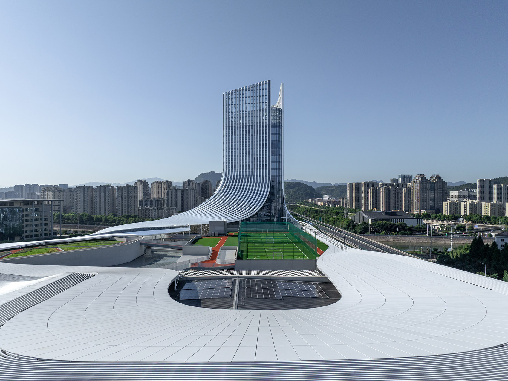 Xinchang Globular Center by line+ Zhu Peidong - 谷德设计网
