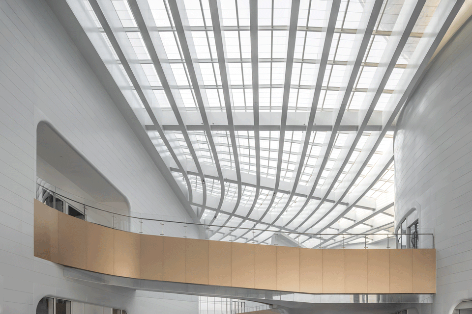 Xinchang Globular Center by line+ Zhu Peidong - 谷德设计网
