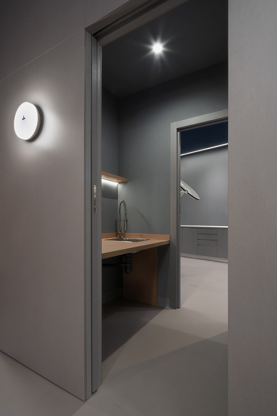 sports podiatry center by nan arquitectos