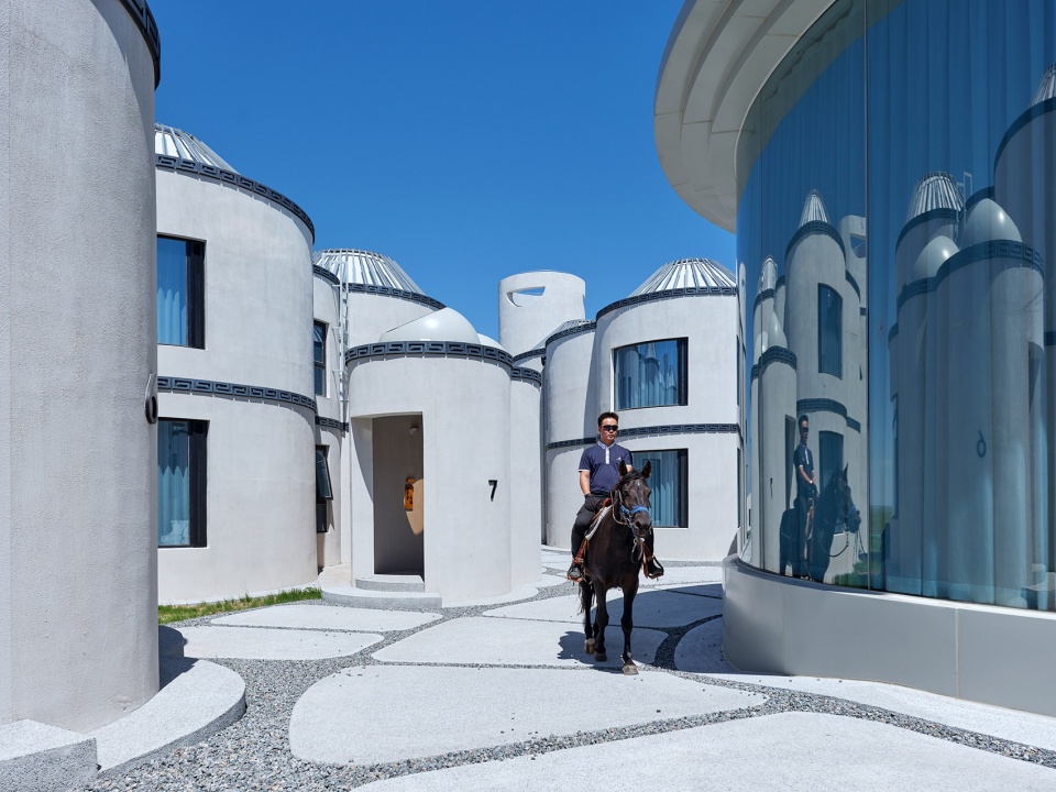 yuanverse living paradigms of the future grassland by aomomo studio