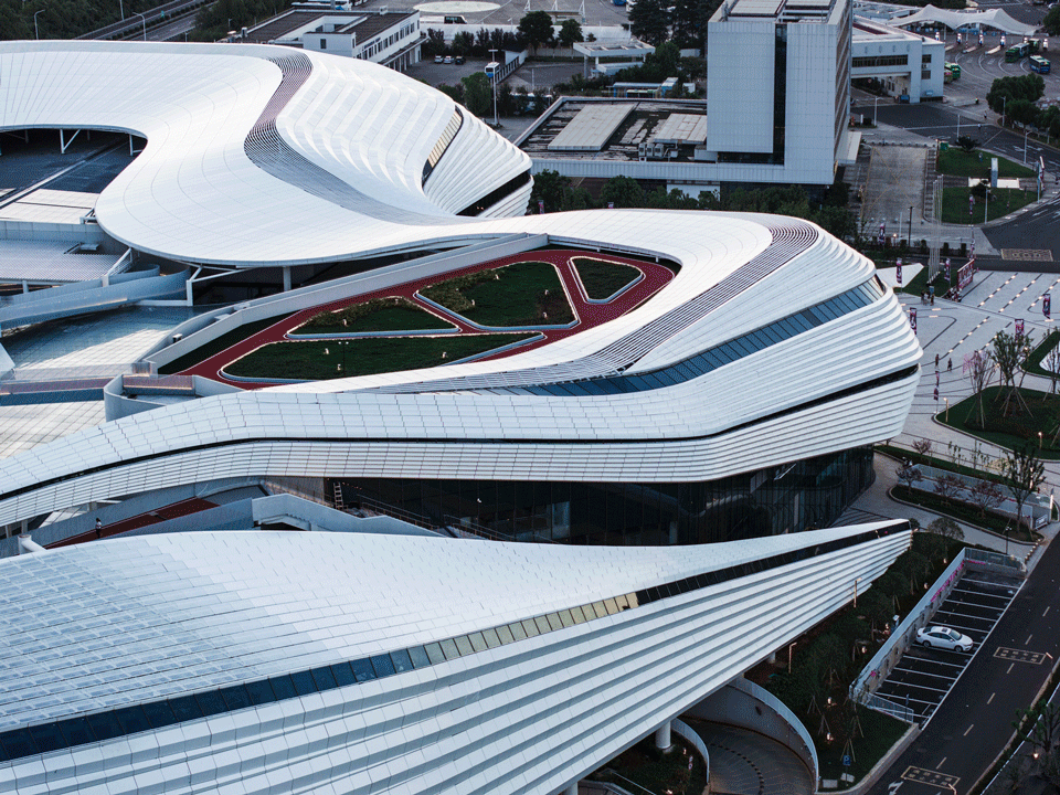 Xinchang Globular Center by line+ Zhu Peidong - 谷德设计网