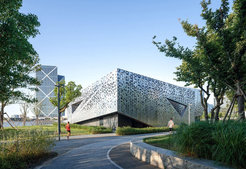 renovation of dishui lake landscape by aisa
