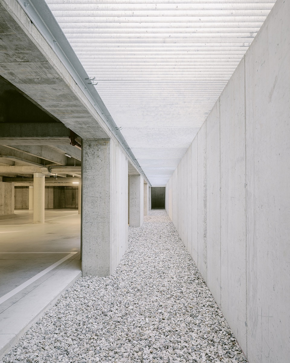 d b group logistics hangar by studio bressan studio botter