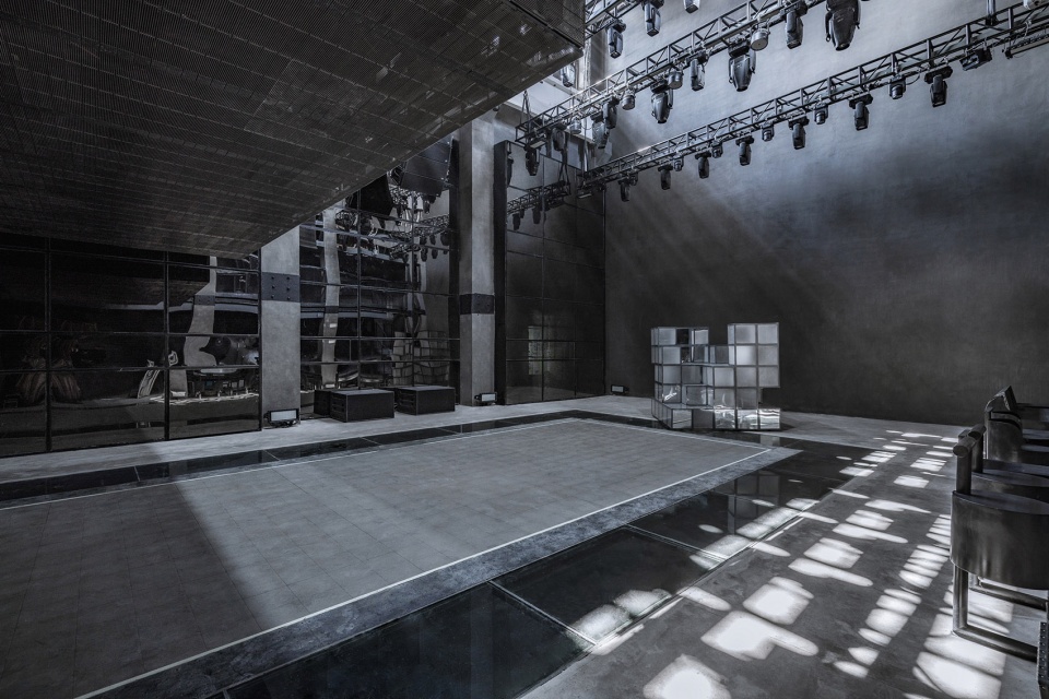 dali transformer factory theatrical district by atelier alter architects