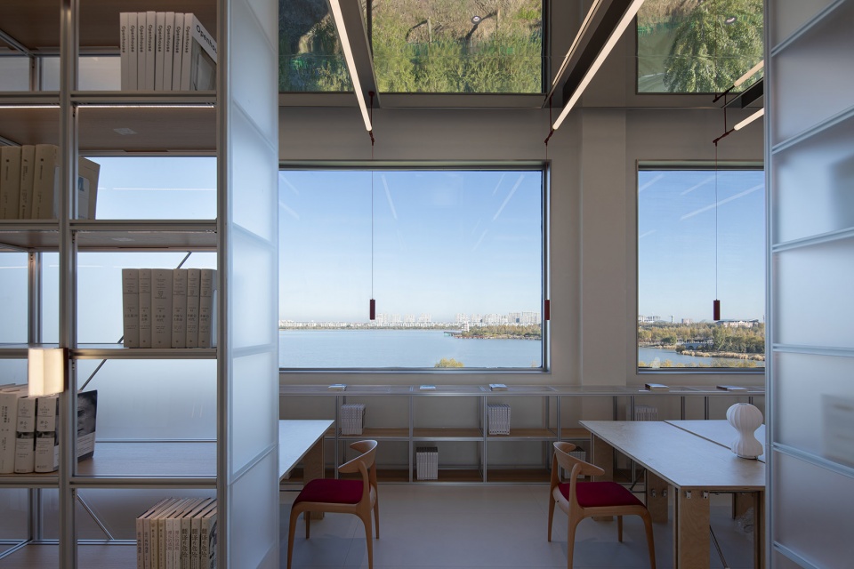 lande lake art center by slow coral design