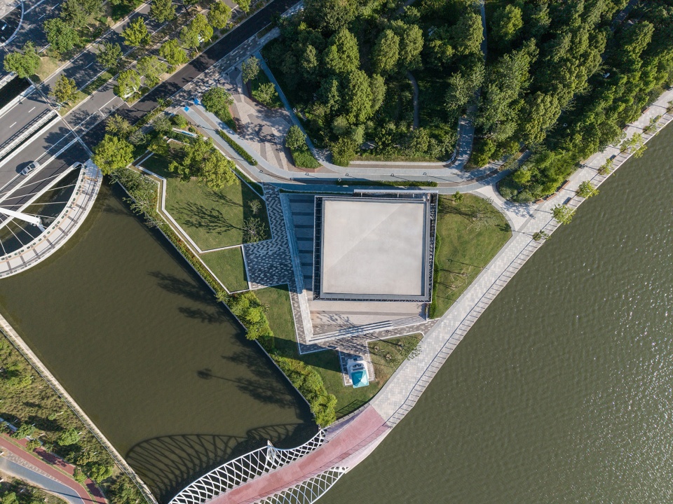 renovation of dishui lake landscape by aisa