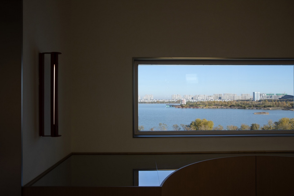 lande lake art center by slow coral design