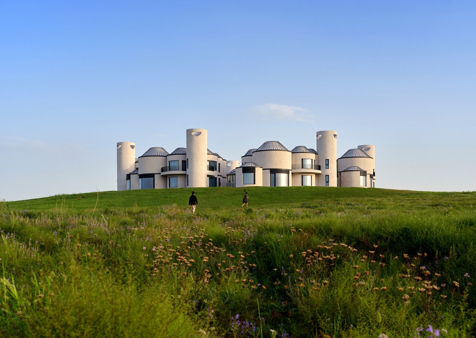 yuanverse living paradigms of the future grassland by aomomo studio