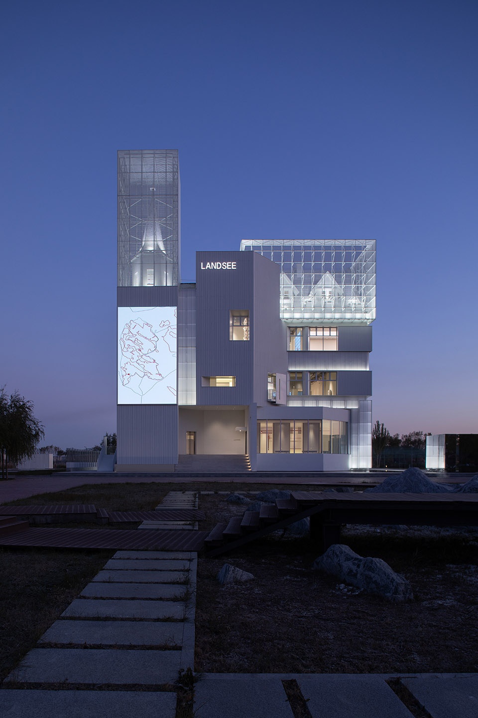 lande lake art center by slow coral design