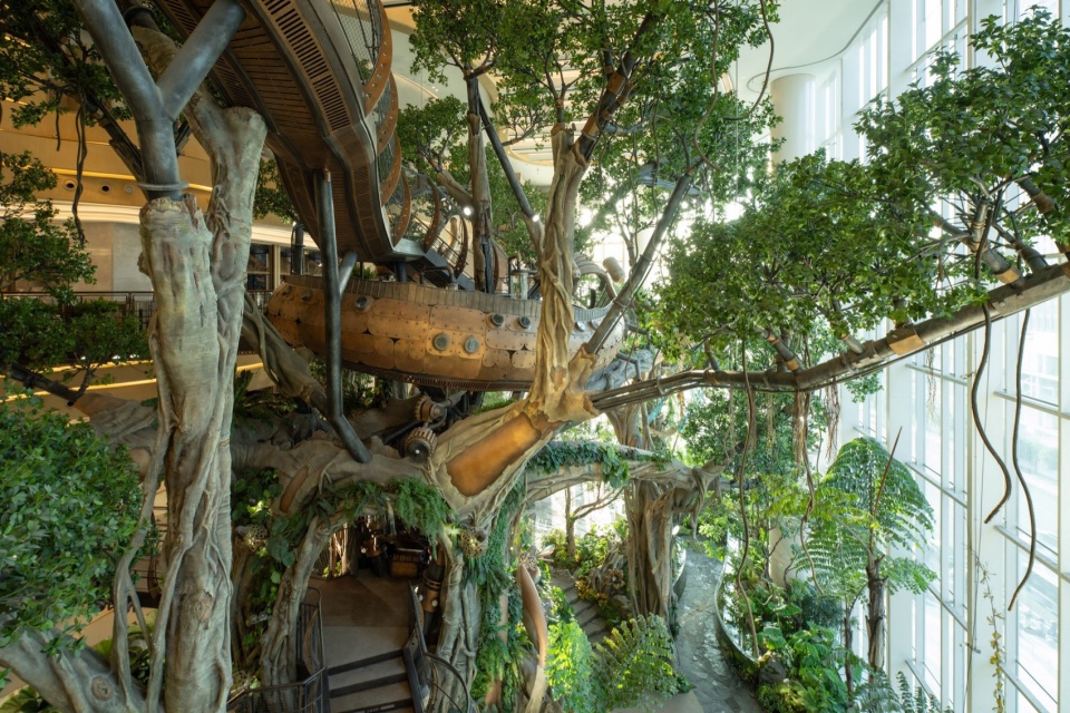 Overall Wonder Tree Installation Design