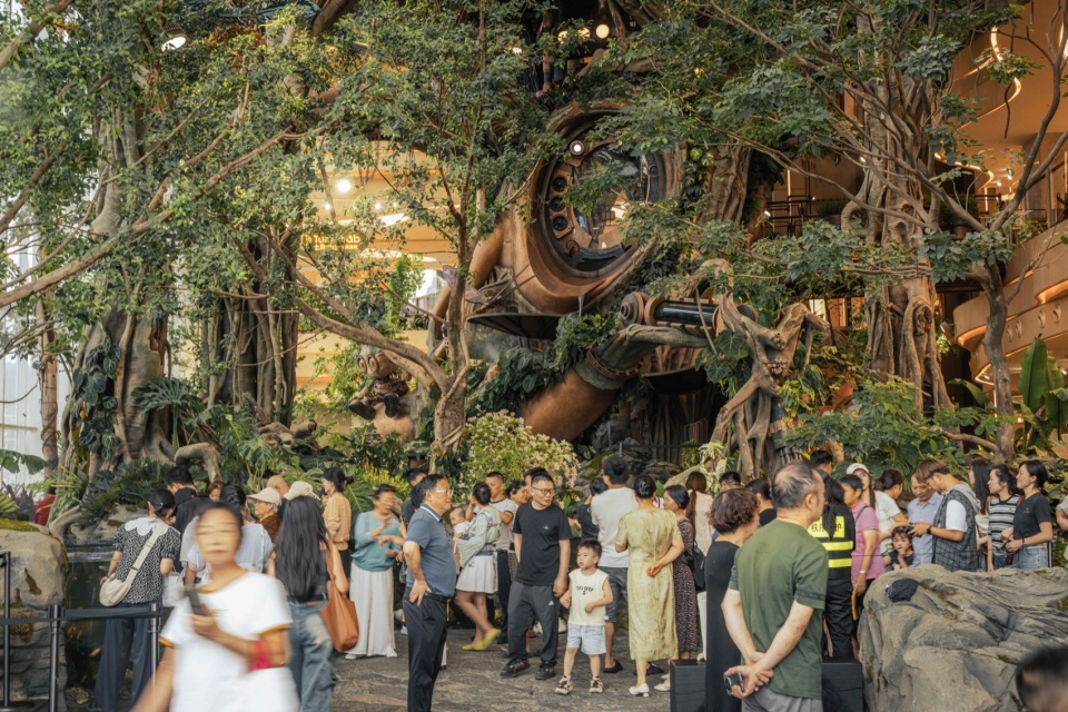 Overall Wonder Tree Installation Design