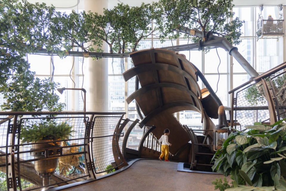 Overall Wonder Tree Installation Design