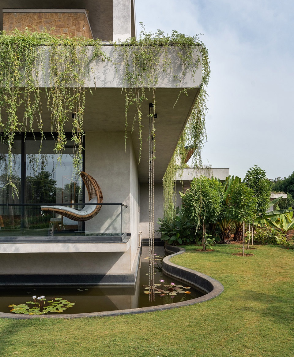 antriya by 23 degrees design shift