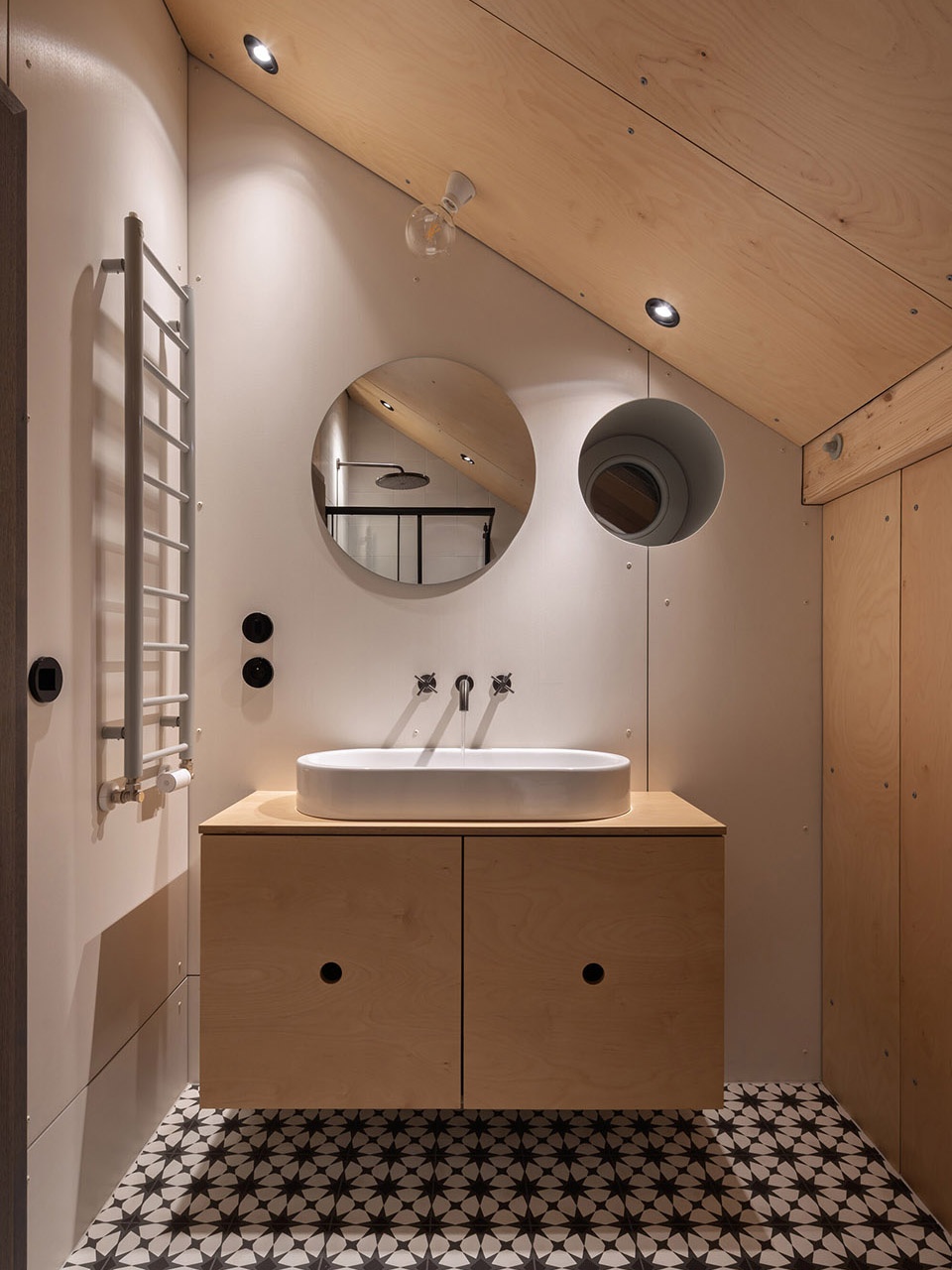 borova lada cottage by studio plys
