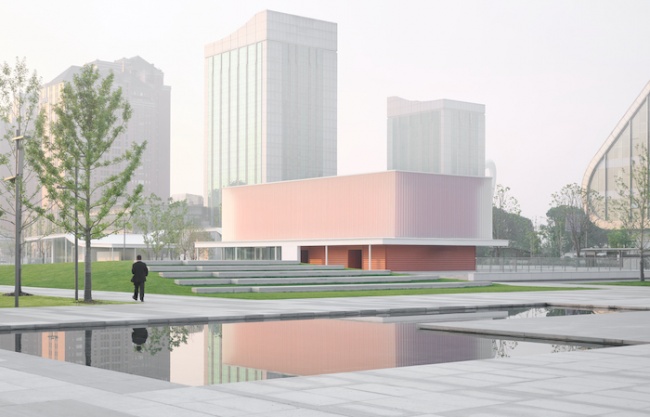 Kunshan City Square: The Above-ground Landscape Architecture by Dazhou and Associates