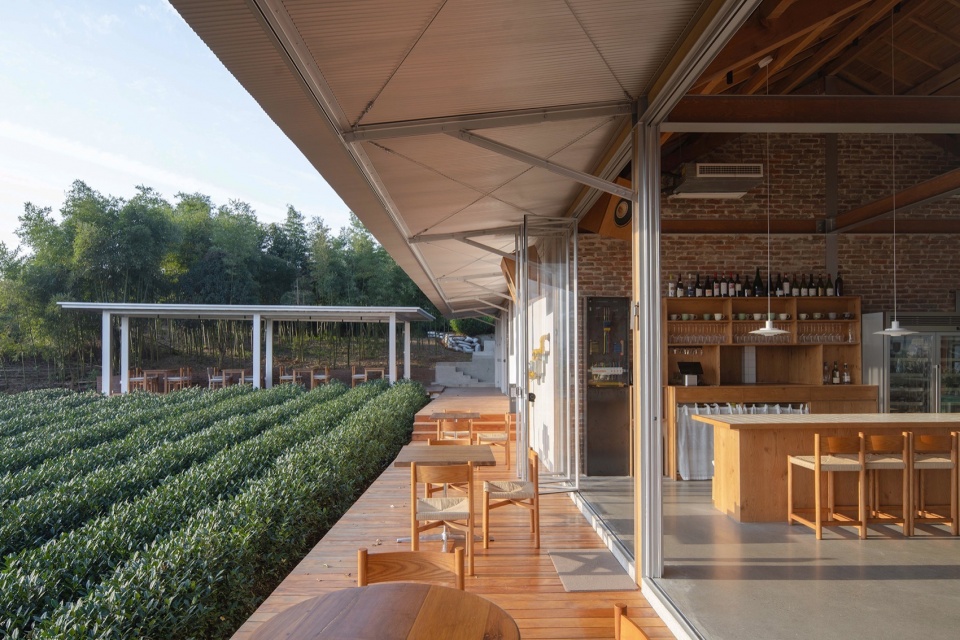 33 coffee 2 0 by hill architecture