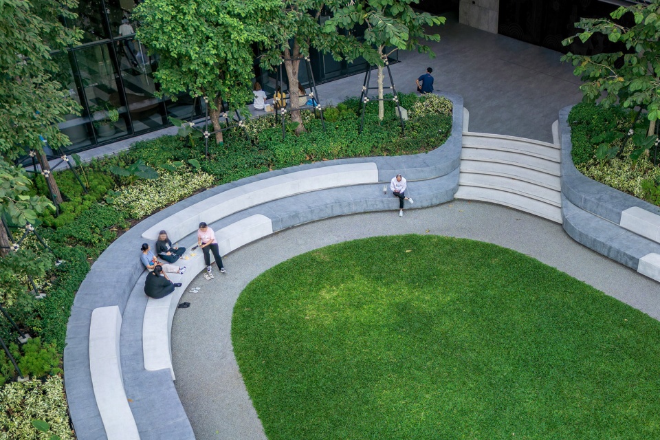 PUNN SMART WORKSPACE Landscape design by REC STUDIO