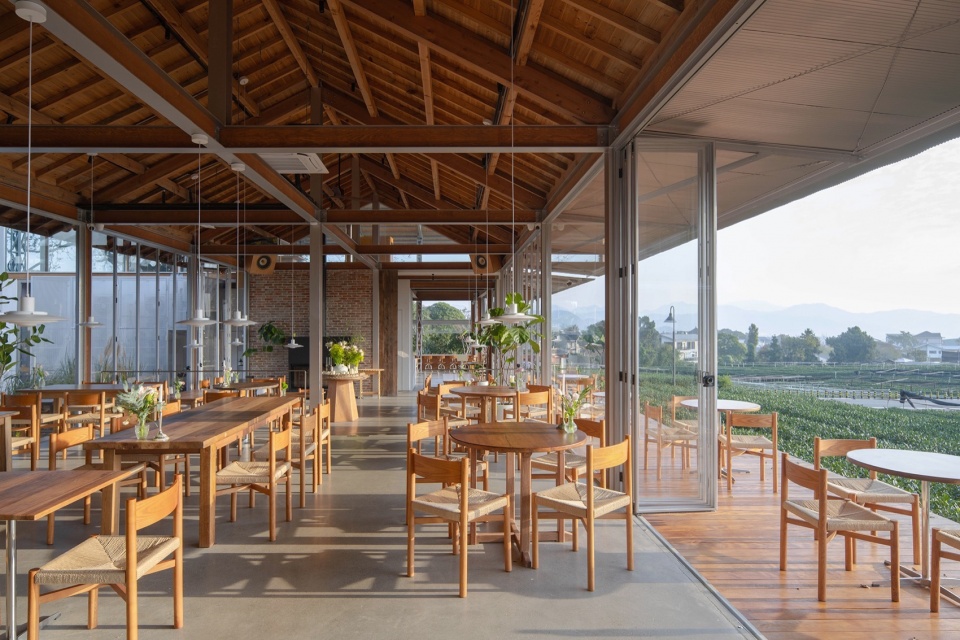 33 coffee 2 0 by hill architecture
