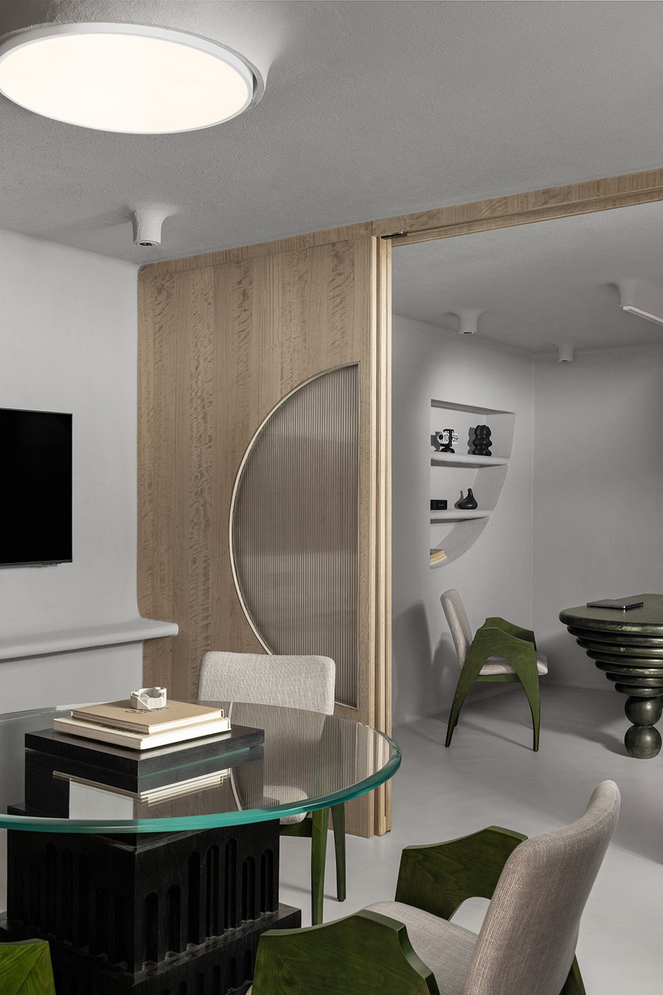 Seamless Realty Office by Spaces Design