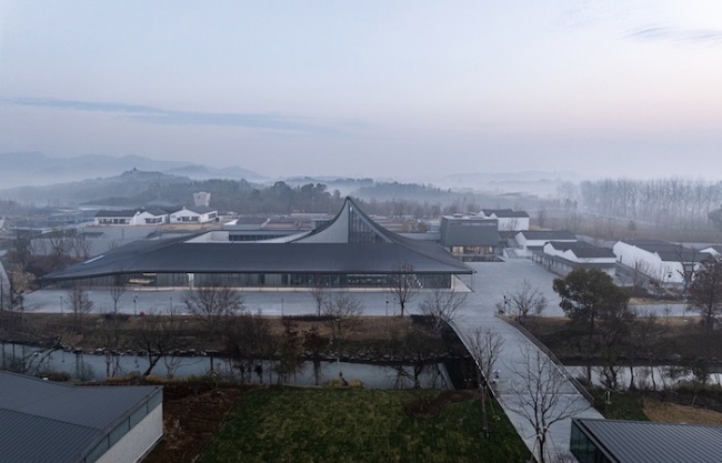 Porcelain Source Museum by Atelier Deshaus