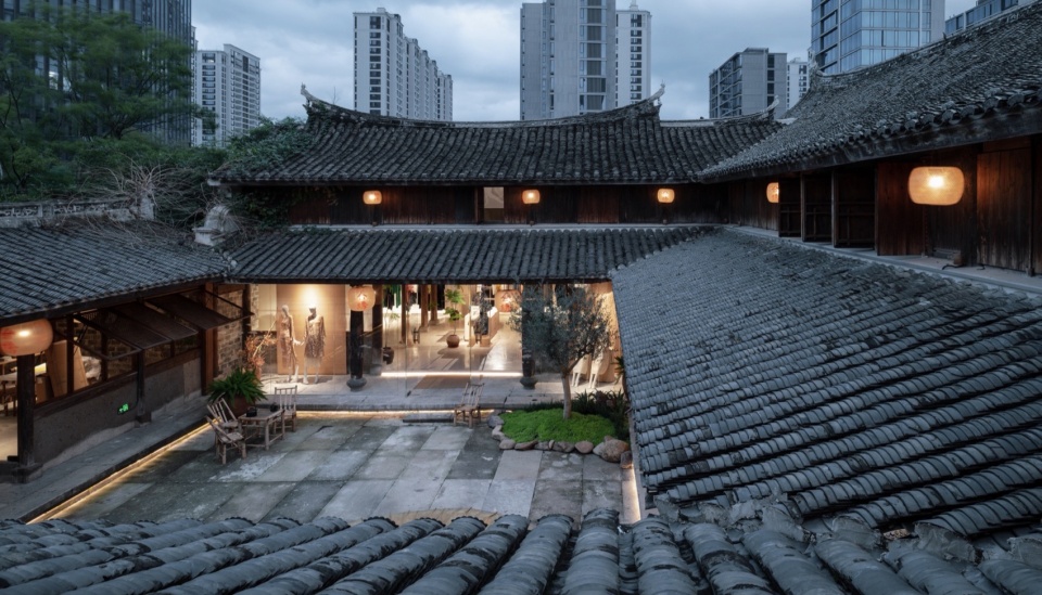 tai silk courtyard by co mileu deep origin lab