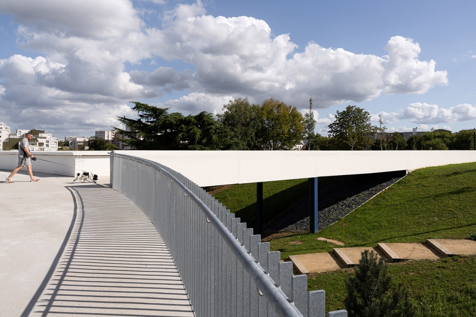 Redevelopment of the sports complex in Petit Quevilly 76 by OLGGA ARCHITECTES