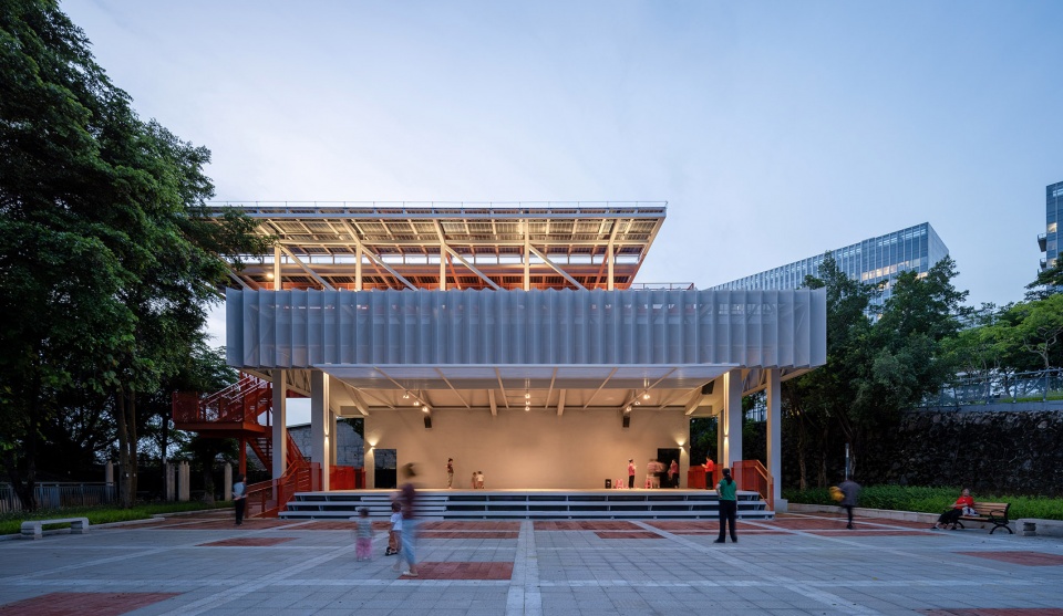 The Stage Reimagined in Qiangxia Village by Zizu Studio