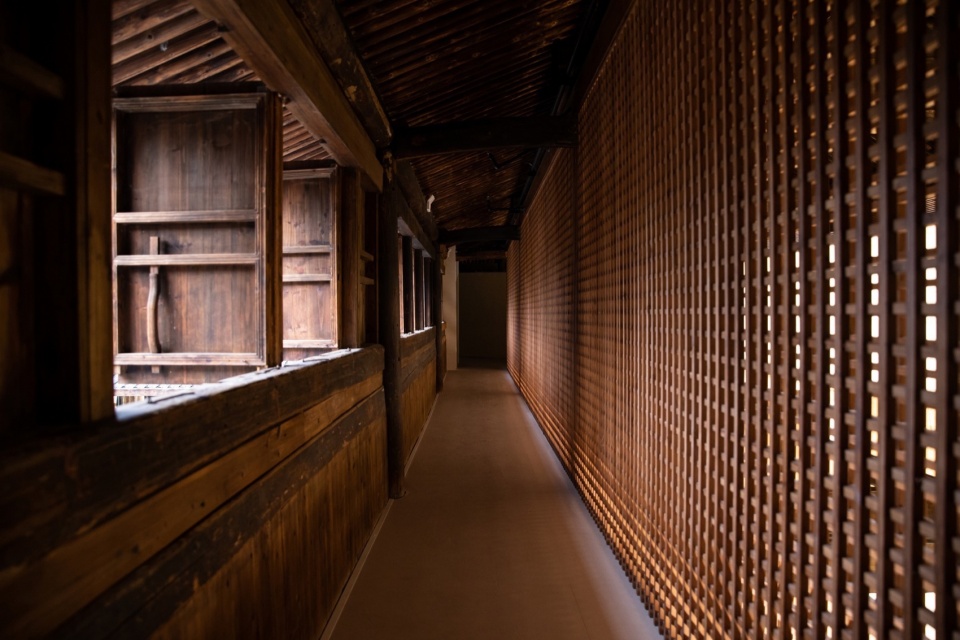 tai silk courtyard by co mileu deep origin lab