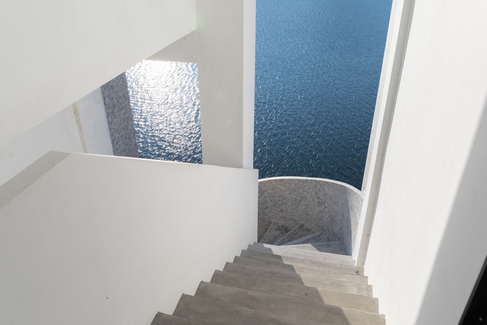 Tianhu Lake Lodge reservoir management building renovation by tobe Architecture