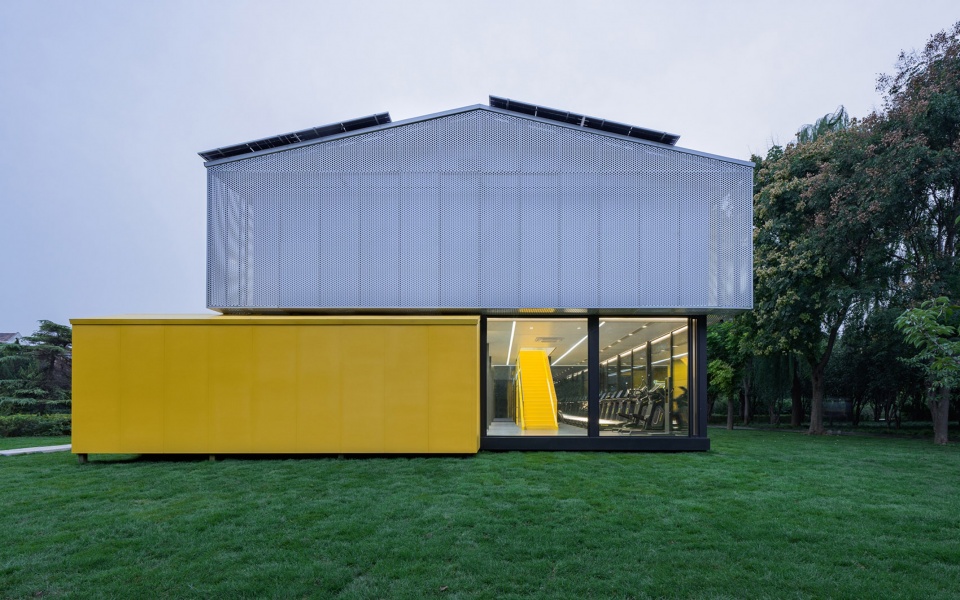 J Fitness MiC Smart Gym by Domain Architects J Fitness MiC Smart Gym by Domain Architects
